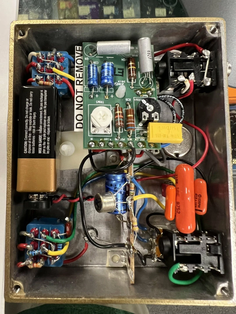 Analogman SunLion Fuzz Used Effects